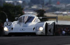 Der Sauber-Mercedes C11 von Jonathan Palmer (GBR)/Stanley Dickens (SWE)/Kurt Thiim (DEN) 1991 in Le Mans. Der Wagen kam nicht ins Ziel. 1989 hingegen gewann Sauber das legendäre 24-Stunden-Rennen. (Bild: Sutton/Freshfocus (Le Mans, 22. Juni 1991))-------------------------------------------------------------