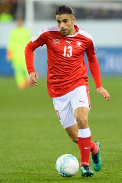 Ricardo Rodriguez: Note 4. Immer die Ruhe selbst. Muss sich aufs Verteidigen beschränken und hat deshalb fast keine Aktionen.