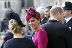 Sophie, Countess of Wessex (links) mit Kate, Duchess of Cambridge, und Prinz William. (Bild: Gareth Fuller/Pool via AP (Windsor, 12. Oktober 2018))