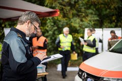 Frauenfeld TG - In einer gross angelegten Übung zum Thema Koordination kamen Feuerwehrleute aus der ganzen Schweiz nach Frauenfeld.