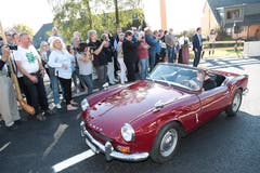 Liebhaber alter Autos kommen auf ihre Kosten. (Bild: Roger Zbinden (Walchwil, 13. Oktober 2018))