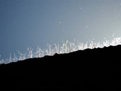 Die ersten Sonnenstrahlen auf dem Weg von der Klewenalp zum Brisenhaus werden sehnsüchtig erwartet. (Bild: Margrith Imhof-Röthlin (Klewenalp-Brisenhaus, 14. Oktober 2018))