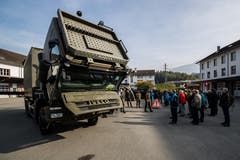 Fahrzeugausstellung der Armee in Sarnen.