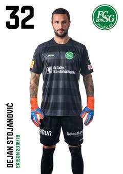 Dejan Stojanovic: Note 4. Wegen Nuhu sieht der St. Galler Goalie beim 0:1 (24.) nicht gut aus. Hat Mühe bei Rückpässen. Rettet dafür mehrmals gegen Kasami.