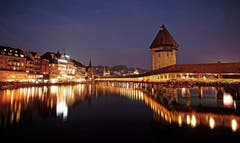 Luzern bei Nacht. (Bild: Marianne Schmid (17. Oktober 2018))