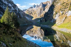 Herbstspiegel vom Fälensee (Bild: Andrea Pohle)