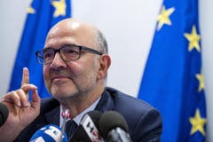 Die EU-Kommission weist erstmals den Haushaltsentwurf eines Euro-Staates zurück. Die Pläne der italienischen Regierung in Rom stünden nicht in Einklang mit dem EU-Stabilitätspakt, teilte EU-Finanzkommissar Pierre Moscovici mit. (Bild: Angelo Carconi/Epa)