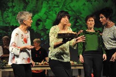 Szene aus dem Stück «Kalender Girls». (Bild: Urs Hanhart (Altdorf, 24. Oktober 2018))