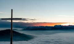 Warten auf den Sonnenaufgang auf der Rigi I (Bild: Stefan Kunz)