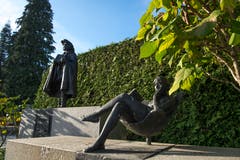 Das Grabmal des Luzerner Bildhauers Rolf Brem (1926–2014) und seiner Frau Françoise Brem-Colfs (gest. 1983) wurde 2016 als Beispiel eines künstlerisch wertvollen Grabmals der Gegenwart ausgezeichnet.