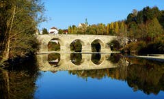 Die alte Thurbrücke in Bischofszell im Abendlicht. (Bild: Thomas Ammann)