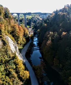 Das Wasserkraftwerk Kubel in St. Gallen von oben. (Bild: Marlise Lehmann)