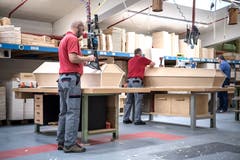 Die meisten Särge aus Beromünster sind aus Tannenholz oder Weymouthföhre. (Bild: Pius Amrein, Beromünster, 22. Oktober 2018)