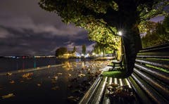 Kurze Regenpause am Zugersee. (Bild: Daniel Hegglin, 29. Oktober 2018)