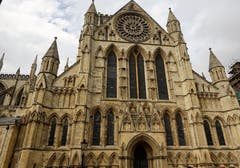 Minster in York, englische Gotik, fertig erbaut 1472. (Bild: Josef Habermacher (York, 4. Oktober 2018))