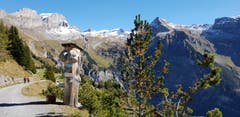 So schön ist es jetzt in den Bergen beim Wandern. Blick Richtung Rugghubelhütte auf dem Weg zum Brunni / Engelberg. (Bild: Kurt Hägi (5. Oktober 2018))