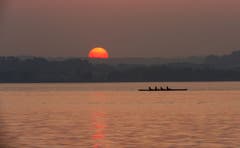 Sonnenuntergang über dem Zugersee. (Bild: Daniel Hegglin (Zug, 8. Oktober 2018))