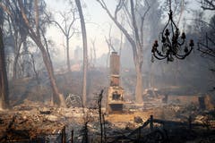 Die Überreste eines Hauses in Malibu. (Bild: Mike Nelson (Malibu, 9. November 2018))
