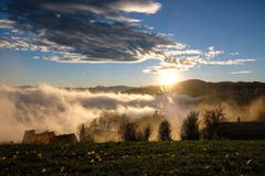 Nebel trifft auf Föhn in Wienacht. (Bild: Maria Heine Zellweger)