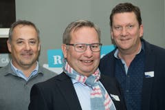 Von links: André Hunkeler (Hunkeler & Partner Architekten AG), Jürg Hammer (Hammer Auto Center AG) und Roger Bisang (Otto's AG). (Bild: Eveline Beerkircher)