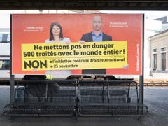 Die Kampagne der Gegner zeigt Wirkung. Der Nein-Trend zur Selbstbestimmungsinitiative verfestigt sich gemäss den neusten Abstimmungsumfragen. (Bild: KEYSTONE/ADRIEN PERRITAZ)