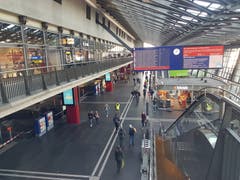 Am Tag der Entgleisung ging im Bahnhof Luzern fast nichts mehr. (Bild: Jakob Ineichen (Luzern, 23. März 2017))