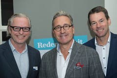 Von links: Christoph Risi (Die Waldstätter AG), Jürg Weber (Luzerner Zeitung AG) und Felix Howald (Industrie- und Handelskammer). Bild: Eveline Beerkircher