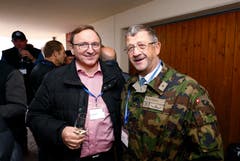 Im Bild: Karl Walker, Polizeikommandant Zuger Polizei und Oberst im Generalstab Hans Wyrsch. (Bild: Stefan Kaiser (Zug, 15. November 2018))