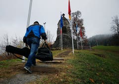 Aufstieg zum Morgartendenkmal (Bild: Stefan Kaiser (Zug, 15. November 2018))