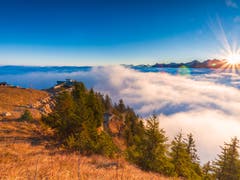 Samstag früh am zweitletzten Tag der Saison. Hochnebel und kalte Bise. (Bild: Rolf Kälin (Stanserhorn, 17. November 2018))