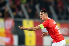 Granit Xhaka, Defensives Mittelfeld, Note 5.Der Captain führt das Team als Taktgeber an. Erobert viele Bälle.