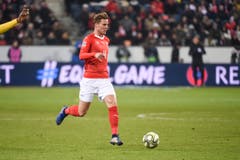 Nico Elvedi, Innenverteidiger, Note 4. Verschuldet das 0:1, sieht auch beim 0:2 nicht glücklich aus. Steigert sich aber und trifft zum 4:2.