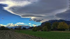 Beschreibung: Föhnsturm in Rheintal. (Bild: Toni Sieber)