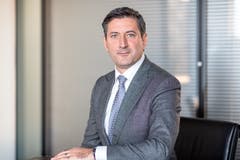 Roberto Cirillo heisst der neue starke Mann bei der Schweizerischen Post. Der Verwaltungsrat hat den 47-jährigen Tessiner zum CEO gewählt. Cirillo tritt per April 2019 die Nachfolge von Ulrich Hurni an, der die Leitung nach dem Rücktritt von Susanne Ruoff im Juni 2018 interimistisch übernommen hatte.Bild: Schweizerische Post