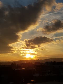 Sonnenuntergang über Sitterdorf. (Bild: Reto Schlegel)