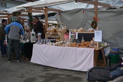 Weihnachtsmarkt in Brunnadern. (Bild: Beat Lanzendorfer, 25.11.2018)