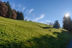 Blick zur Bergstation des Skilift Sektion 2 in Degersheim. (Bild: Victor Schönenberger)