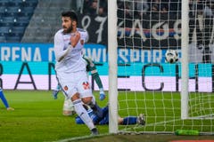 Eray Coemert erzielt in der Nachspielzeit das 1:1. (Bild: Martin Meienberger / Freshfocus (Luzern, 25. November 2018))