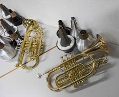Cornets warten auf ihren Einsatz.