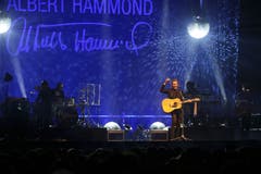 Albert Hammond auf der Bühne.
