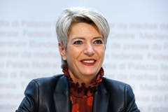 Die nominierte FDP-Bundesratskandidatin Karin Keller-Sutter während einer Medienkonferenz, am Freitag, 16. November 2018 in Bern. (Peter Klaunzer/Keystone)