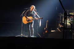 Albert Hammond.