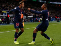 Neymar (links) und Kylian Mbappé stehen PSG im wichtigen Heimspiel gegen Liverpool wieder zur Verfügung (Bild: KEYSTONE/AP/THIBAULT CAMUS)