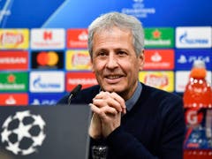Dortmunds Trainer Lucien Favre hat allen Grund, zufrieden zu sein (Bild: KEYSTONE/AP/MARTIN MEISSNER)
