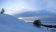 Frühes Einnachten auf Kaienspitz. (Bild: Walter Schmidt)