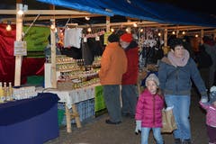 Weihnachtsmarkt in Ganterschwil. (Bild: Beat Lanzendorfer, 28.11.2018)