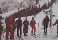 Im Jahr 1986 wurde der Skilift Fräkmüntalp nochmals erneuert. Zu sehen sind die Feierlichkeiten anlässlich der Eröffnung. (Bild: Felix und Ruth Blättler)