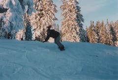 Als das Skigebiet im Jahr 1998 zuging, lag Snowboarden absolut im Trend. (Bild: Felix und Ruth Blättler)