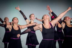 Schauturnen der Gymnastik-Gruppe Kreuzlingen in der Dreispitz-Sporthalle. (Bild: Andrea Stalder)
