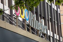 Beim Zürcher Verlagshaus Ringier läuft ein Grosseinsatz der Polizei (Bild: BRK News)
